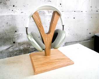 Wooden AirPods Max Headphone Stand with Wireless Charger