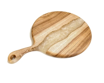 木とエポキシ樹脂のサービングボード：丸型シャルキュトリートレイ