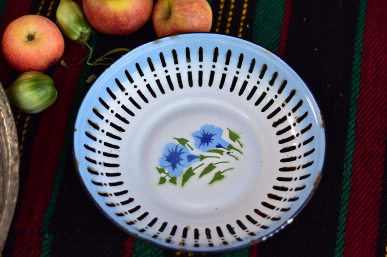 Metal Bowl Colander Enamel Fruit Bowl Vintage Rustic Bowl Etsy