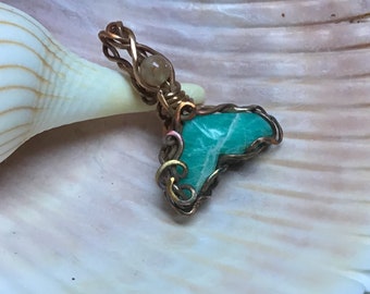 Whale jewelry mermaid jewelry Sea lover necklace of Amazonite a flame painted copper