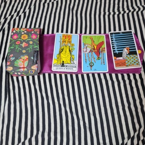 Handgefertigter Tarot Deckhalter 70er Jahre Pilze Muster