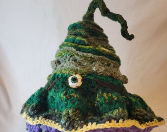 Green Spooky Witch