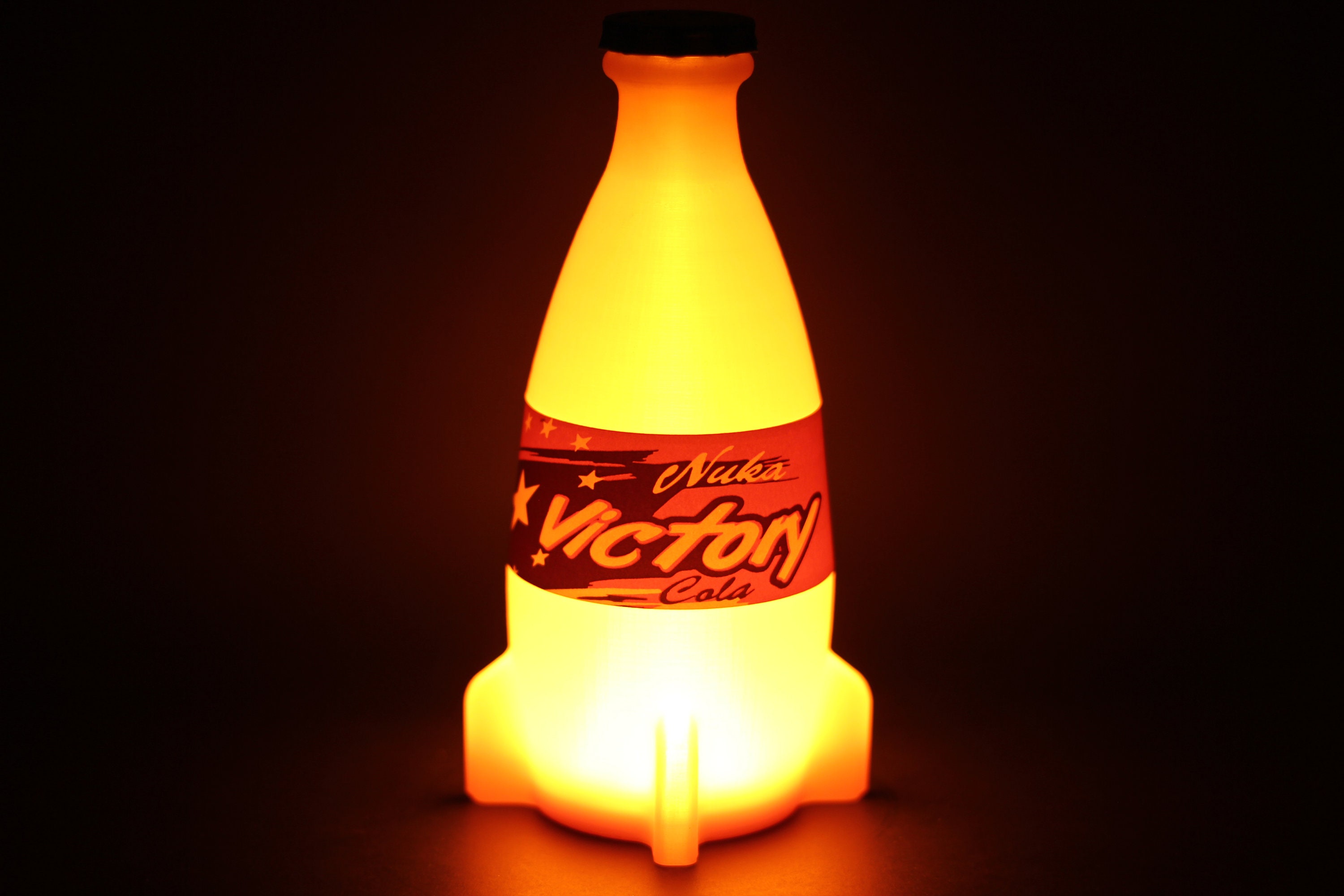 Nuka Cola Victory Bottle Lamp Light (Fallout 76) - Etsy 日本