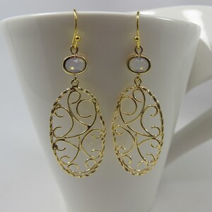 Boucles d&#39;oreilles bohème chic en or cachemire, bijoux en opale, boucles d&#39;oreilles tendance, accessoires de mariée pour mariage, boucles d&#39;oreilles en filigrane, cadeau pour maman | ST1