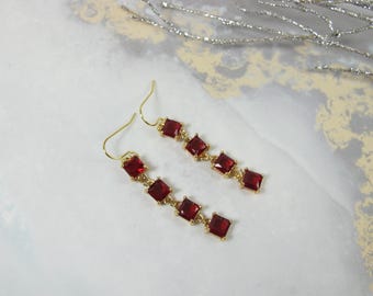 Ruby Red Crystal Earrings, July Birthstone, Bridesmaid Earrings, Wedding Jewelry, Red Teardrop Earrings, Bridesmaid Gift, Red Earrings |2