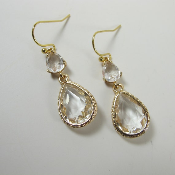 Clear Crystal Teardrop Earrings Clear White Drop Earrings Sparkly Dangle Earrings Clear Crystal Wedding Jewelry Statement Earrings 8 Etsy Canada