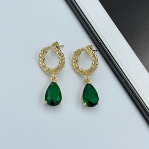Emerald Green Crystal Gold Stud Earrings, Green Drop Earrings, Crystal Teardrop Stud Earrings, Emerald Green Crystal Earrings, Gifts |1