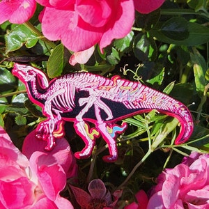 Disappear Parasaurolophus Pin - Enamel Pin Disappear Dinosaur Gift for Pin Collectors Utah Raptor Frill Jurassic Cretaceous Parasaur Lux