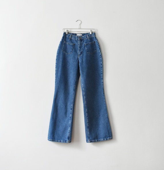 vintage high waisted flared 90s jeans, size M