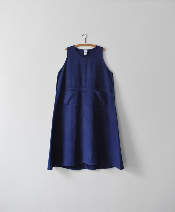 vintage indigo linen trapeze dress, size L / XL