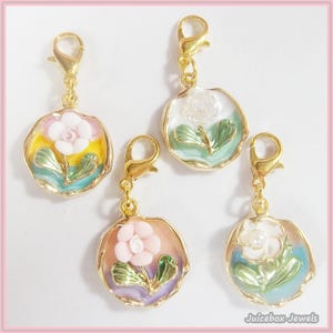 Clip-on Charm, Flower Enamel Lobster Clasp Charm for Link Bracelets, Marker, Pet Tags, Zipper Pull, Shoes, Gold Plated Metal #Z10