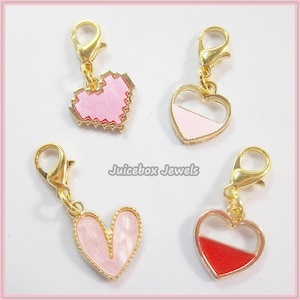 Clip-on Charm, Heart, Lobster Clasp for Necklace, Stitch Marker, Pet Tags, Zipper Pull, Shoes, Gold Tone Plated Metal #Z7