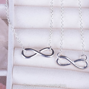 Infinity Necklace Conrads infinity necklace the summer i turned pretty Belly&#39;s Necklace