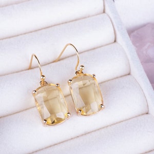 Yellow Crystal Earrings Citrine Gold Earrings Everyday Earrings Minimal Versatile Earrings Classic Essential earrings November birthstone