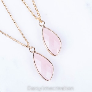 Rose Quartz Pendant Necklace Rose Quartz Pendant 18K Gold Plated Ladies Necklace Gift Gemstone Necklace Rose Quartz Pendant