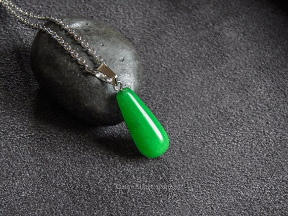 Jade Natural Gemstone,Jade Water Drop Necklace A Crystal Jade Necklace