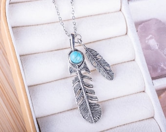 Resident Evil Feather Necklace Claire Redfield Necklace Cosplay Jewellery Unisex Feather Necklace