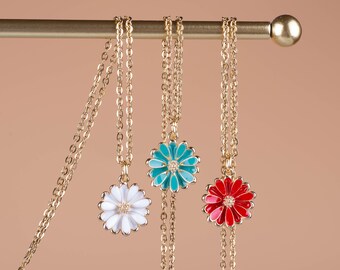 Daisy necklace gold tiny daisy flower necklace, white daisy necklace red daisy necklace flower necklace floral jewellery
