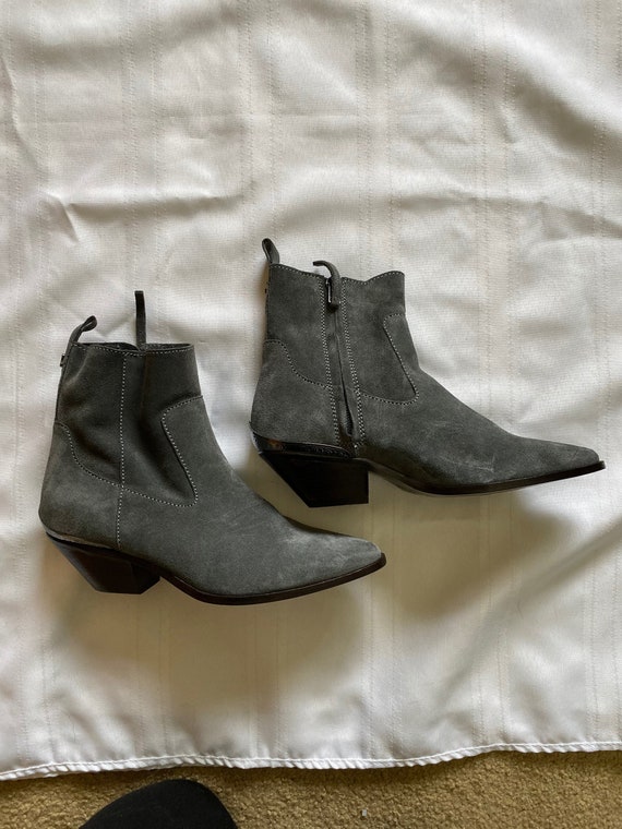 NWOT Sam Edelman Gray Suede Booties