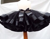 Black Tutu Skirt for Toddler. Baby girl tutu. Toddler girl outfit. Birthday party outfit. Black tutu dress baby. Toddler girl tutu
