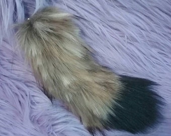Made-to-Order Curved Lynx Tail
