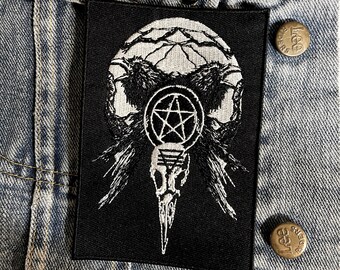 鳥、カラスのパッチ、ワタリガラス、カラス、カラスのパッチ、オカルト パッチ、カラスの頭蓋骨、刺繍パッチ、パッチ、パッチ、バッジ、オカルト、魔女、五芒星