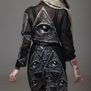 ojo que todos ven, kimono negro, peignoir, túnica sexy, túnica oculta, túnica gótica, túnica negra, túnica pura, cubierta de playa, moda oculta, gótico imagen 9
