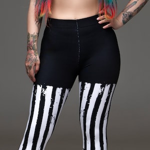 striped leggings, side show, circus, circus leggings, stripes, stripped, black white, goth, nugoth, goth leggings, punk leggings, goth girl