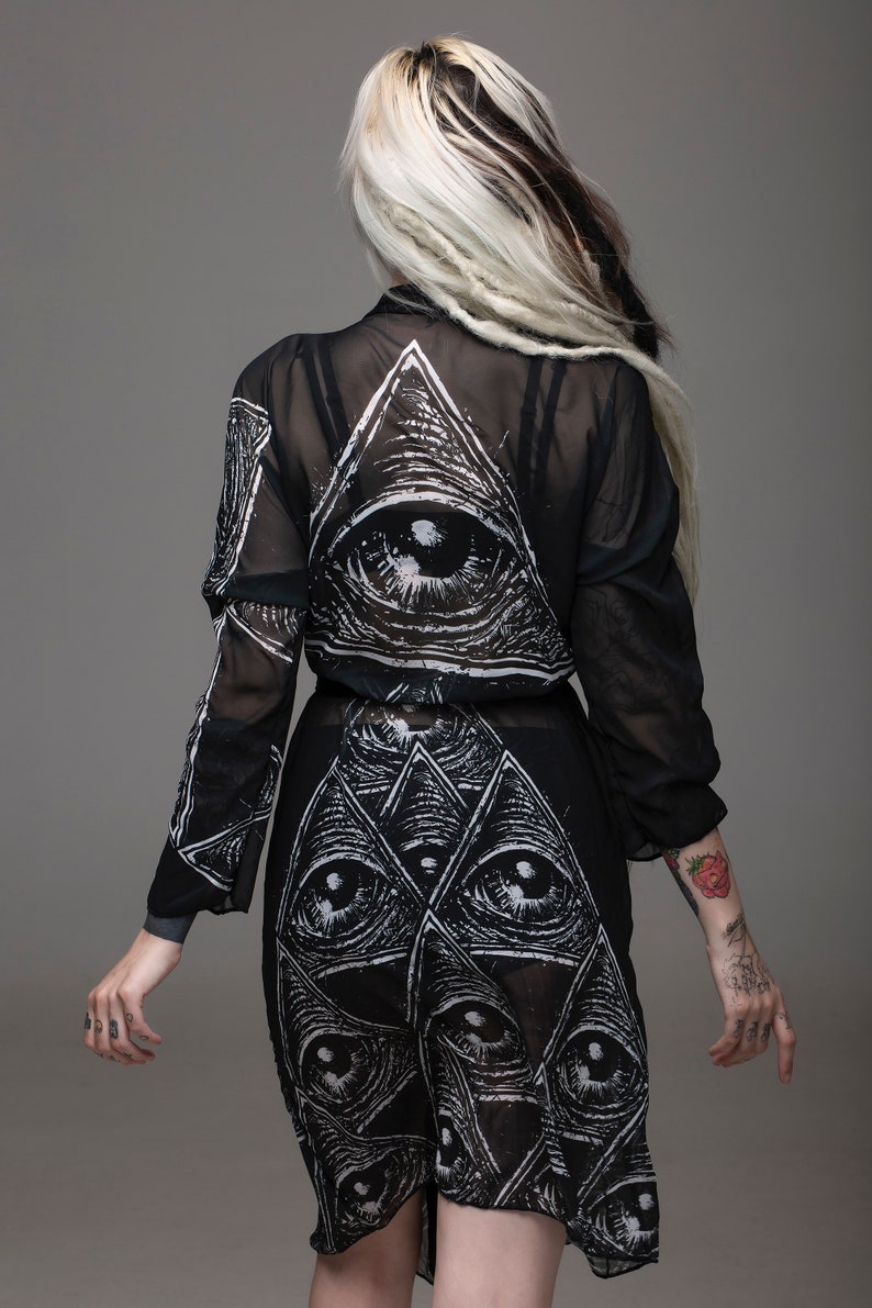 ojo que todos ven, kimono negro, peignoir, túnica sexy, túnica oculta, túnica gótica, túnica negra, túnica pura, cubierta de playa, moda oculta, gótico imagen 1