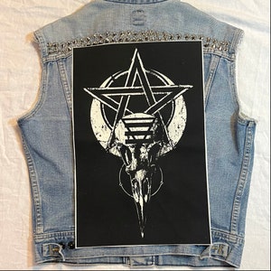 Achterlap van de ravenheks, canvas patch, achterlap, punk patch, doe-het-zelf, gevechtsvest, goth, hekserij, stoffen patch, raaf, pentagram, nugoth
