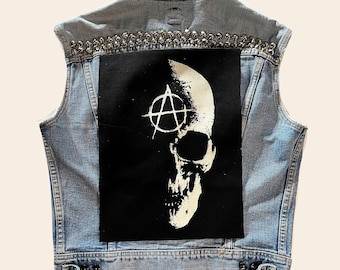 anarchy skull, back patch, cloth patch, anarchy patch, anarchy symbol, canvas, punk, goth, DIY, battle vest, skull patch, punk patch, patch