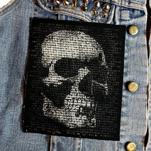Binärer Totenkopf Aufnäher, Patch, Code, Schädel Aufnäher, Cyber, Cyber Punk, Cyber Goth, DIY, Punk Patch, Schädel, Patches, Leinwand Bild 8