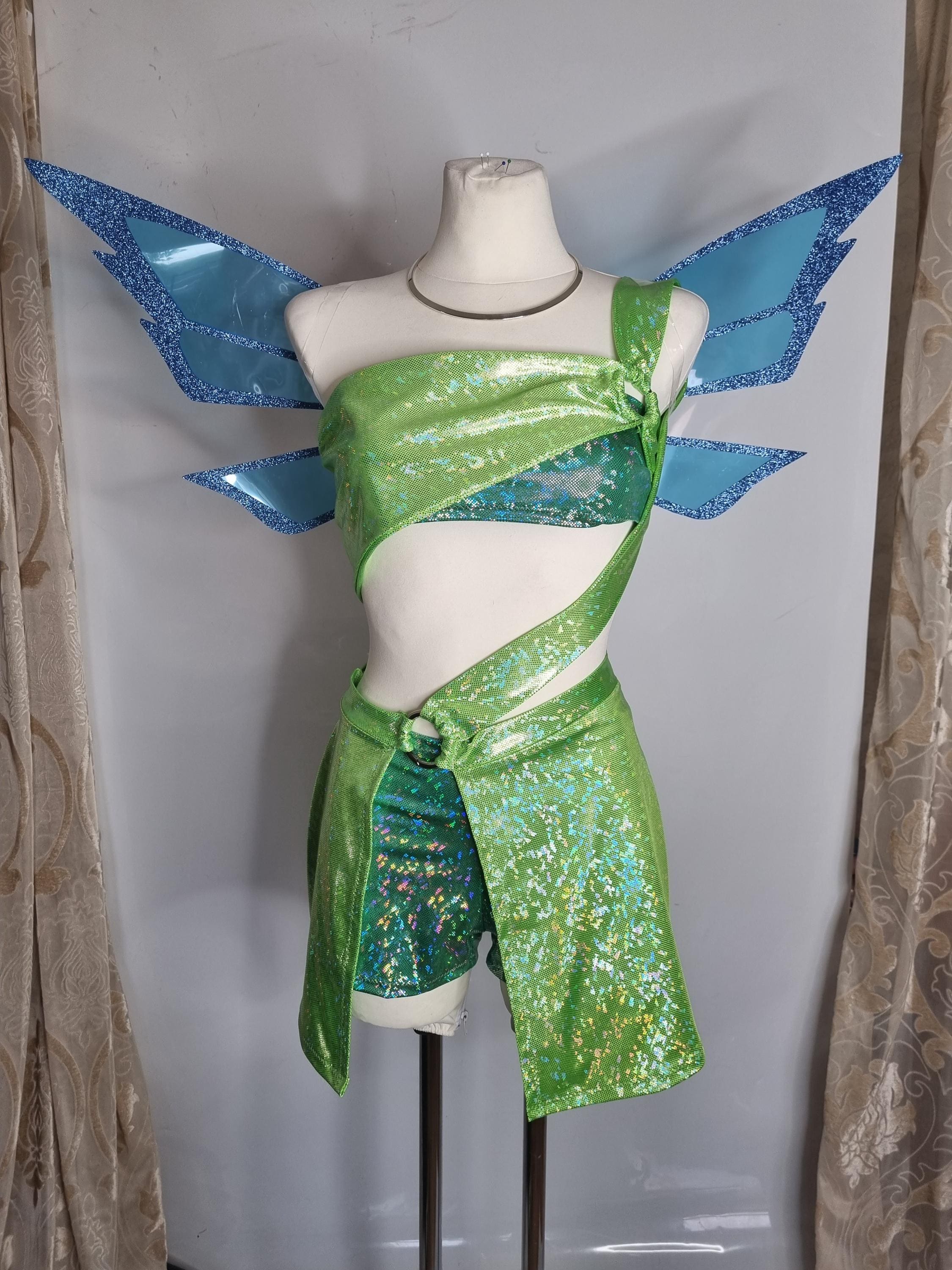 sachin and babi light blue dress Winx Dreamix: Dress to Impress Transformation main image 0