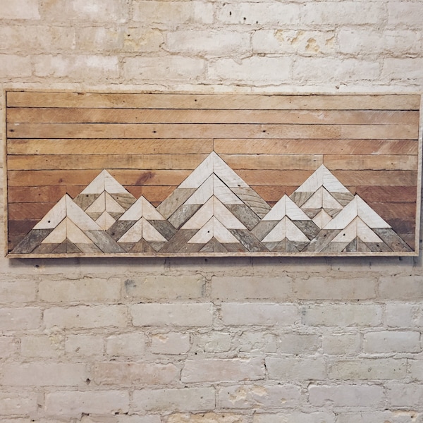 Reclaimed Holz Wandkunst, Wanddekoration, Doppelkopf, Lath, Geometrisch, Berge, Farbverlauf, Berg, Lath, HolzWandkunst, Holzdekoration, Rustikal