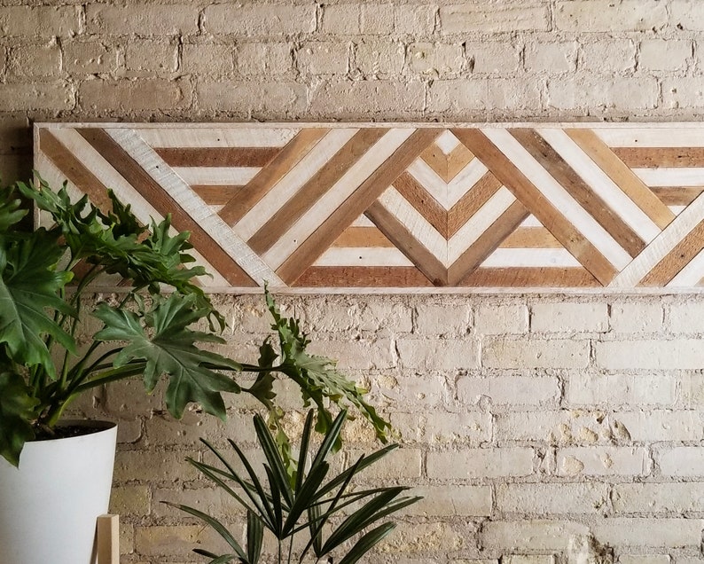 Reclaimed Wood Wall Art, Queen Headboard, Wood Wall Decor, Geometric Triangle Pattern, 60 x 12 Black Friday Sale zdjęcie 4