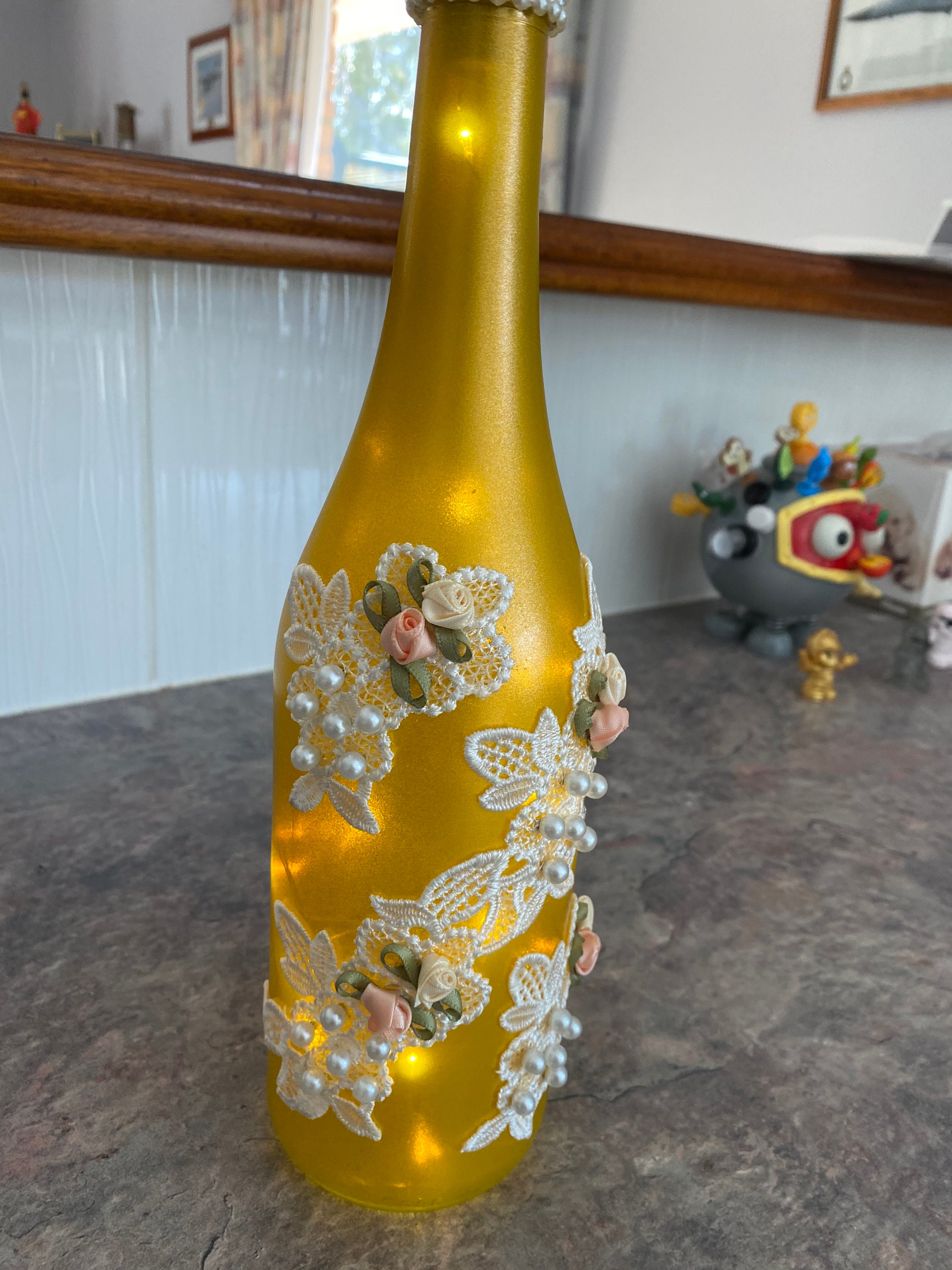 Metallic Gold Decorated Wine Bottle and Glasses Etsy 日本