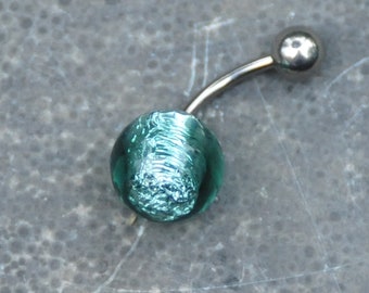 Hula Pearl "Green Lagon Wave" navel piercing - a piece of jewelry