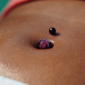 Hula Pearl hibiscus swirl navel piercing a piece of jewelry image 3
