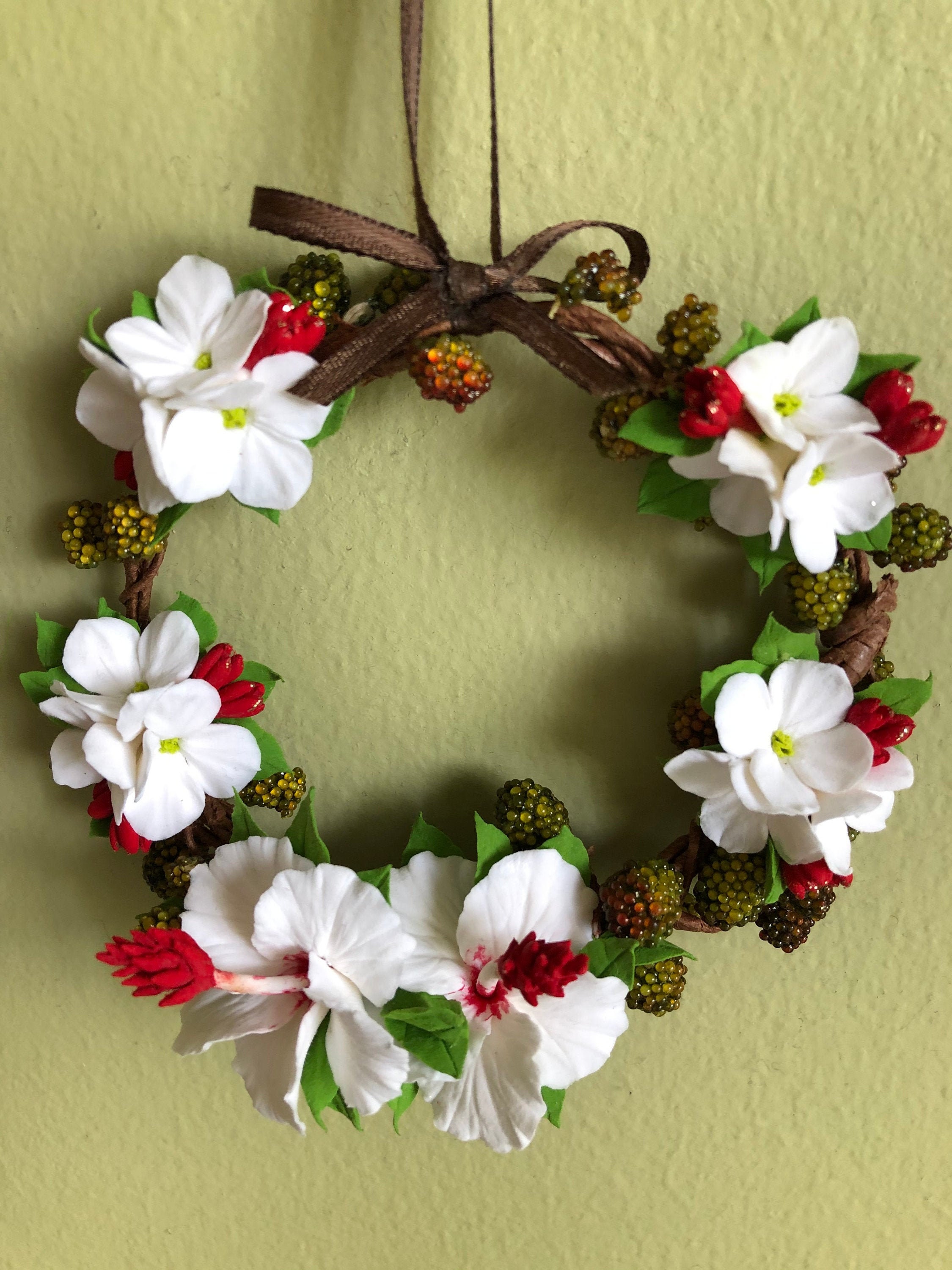 Hawaii Wreath 8. Flowers include Hibiscus and Hydrangea | Etsy