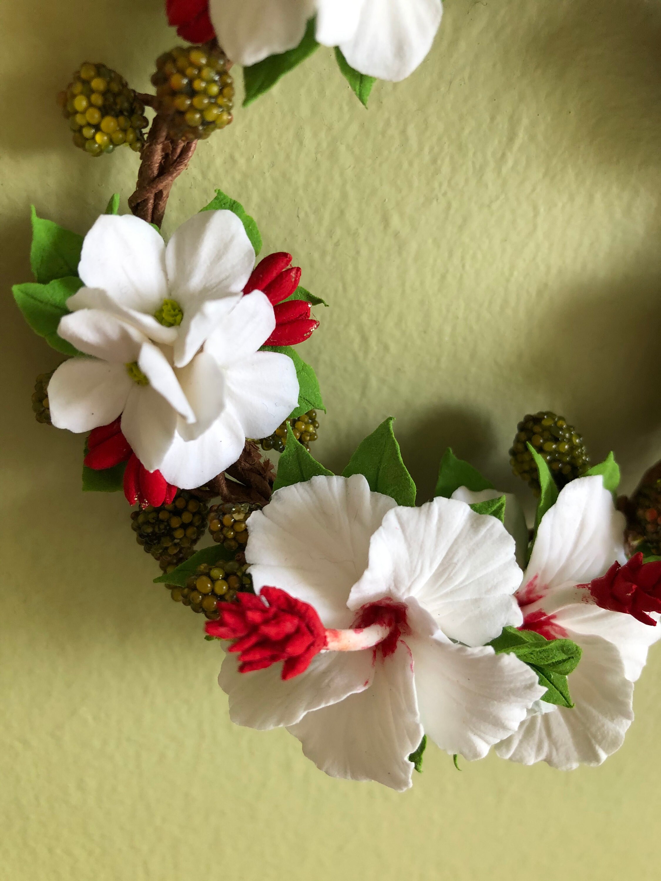 Hawaii Wreath 8. Flowers include Hibiscus and Hydrangea | Etsy