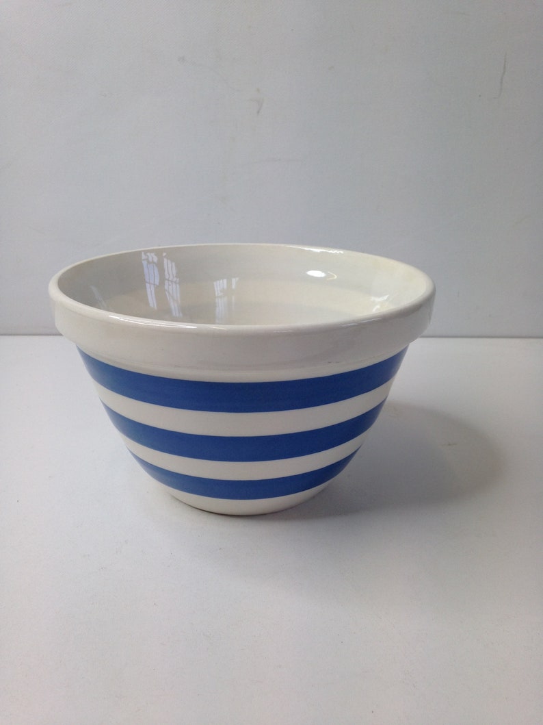 Vintage T G Green Style Staffordshire Blue Mixing Pudding In Good Condition Nice Bright Striped Pattern
