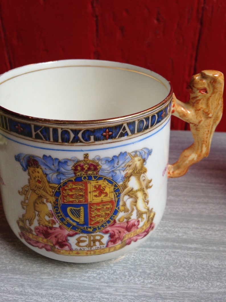 Vintage Double Lion Handle Paragon Mug King Edward VIII Coronation 1937 Rare Example Sadly damaged could only be used as a display item