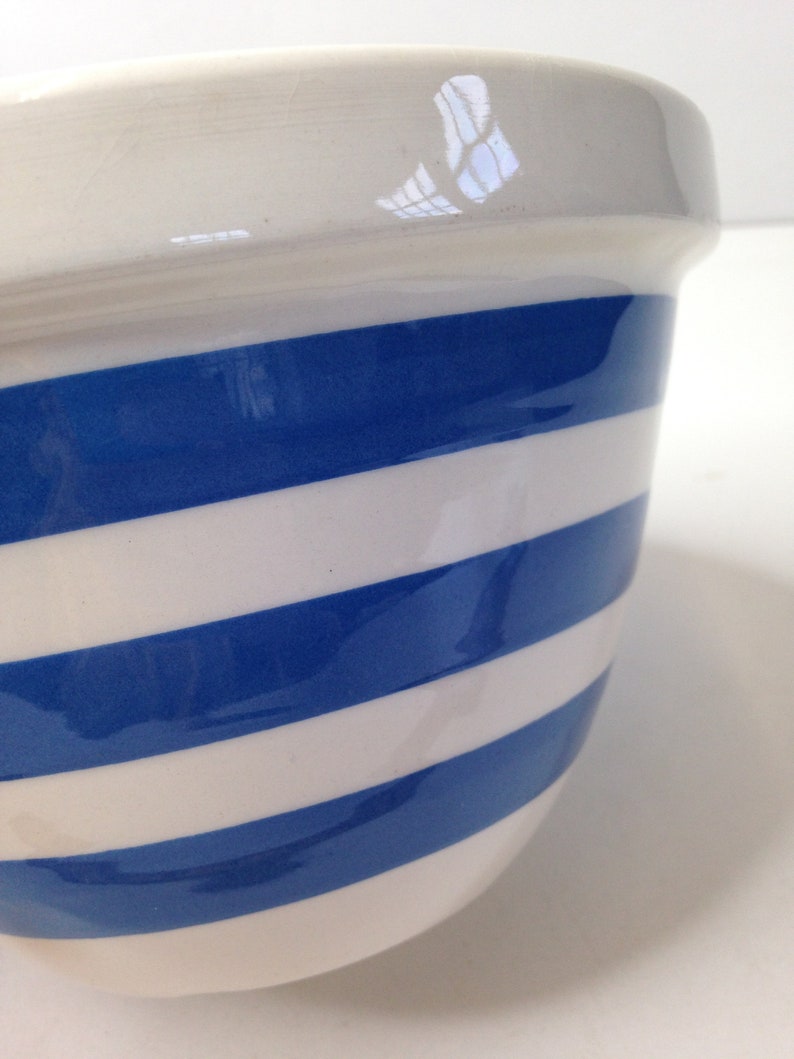 Vintage T G Green Style Staffordshire Blue Mixing Pudding In Good Condition Nice Bright Striped Pattern