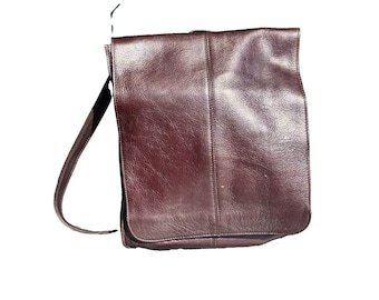 Vintage Wilson Pelle Studio Leather  Flap Messenger Bag 90s Y2K Backpack