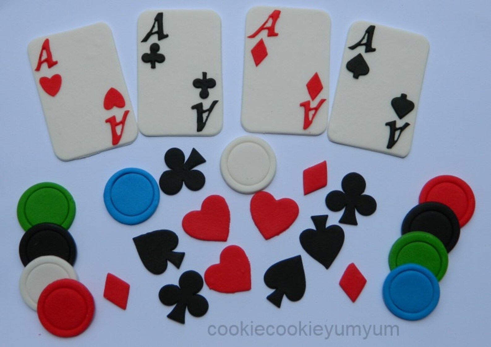 28 edible PLAYING CARDS POKER chips magic hearts clubs Etsy