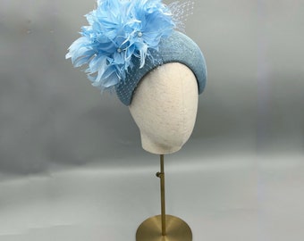 Hellblauer Heiligenschein Fascinator