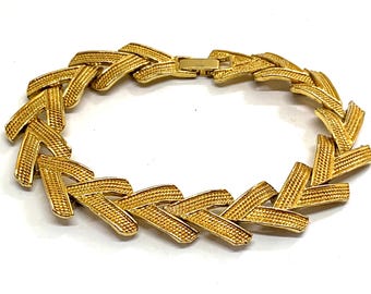 Vintage Coro Pegasus Vintage Chunky Modernist Statement Design