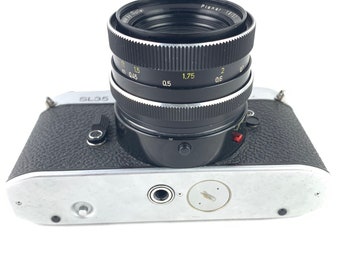 ヴィンテージ ローライフレックス SL35 カメラ: 35 mm フィルム一眼
