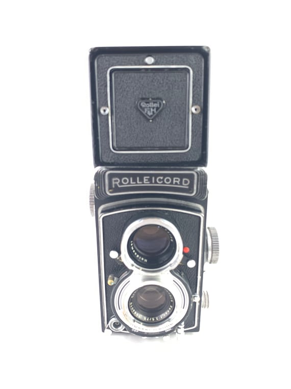 Rolleicord Vb TLRカメラ：120 mmフィルム、革製ケース付き