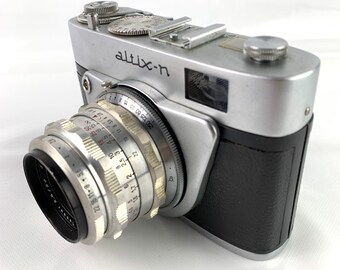 ヴィンテージ Altix-N 35 mm フィルムカメラ（Carl Zeiss レンズと